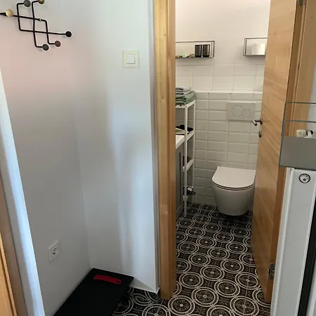 Apartma Grahor *