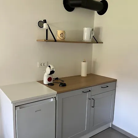 Apartma Grahor דירה *